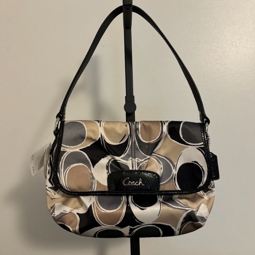 Coach Black and Cream Shoulder Bag